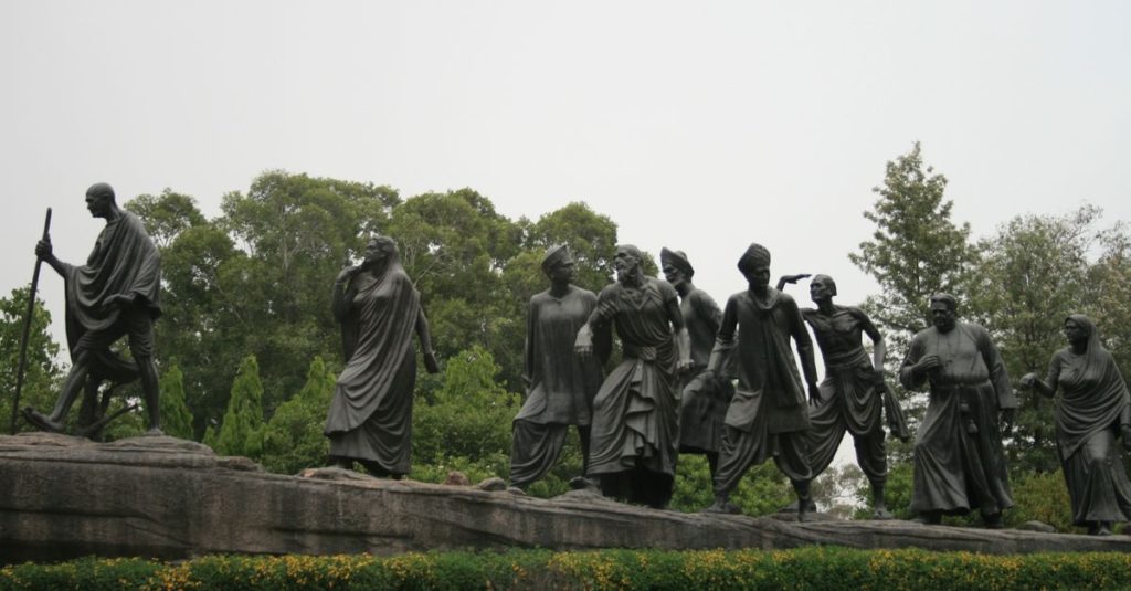 Jasa Pembuatan Patung Monumen Fiber Berkualitas Indonesia
